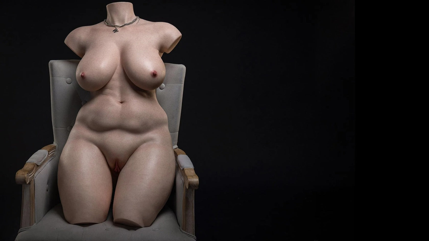 BBW-Stil Brüste mit voller Form und realistischem Griff