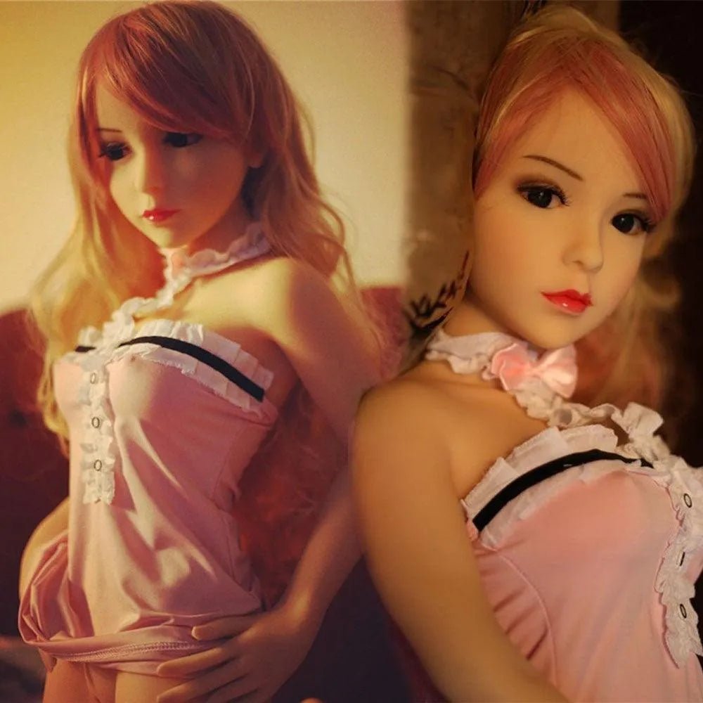 Tiny Sex Doll Erica 100cm in casual clothes
