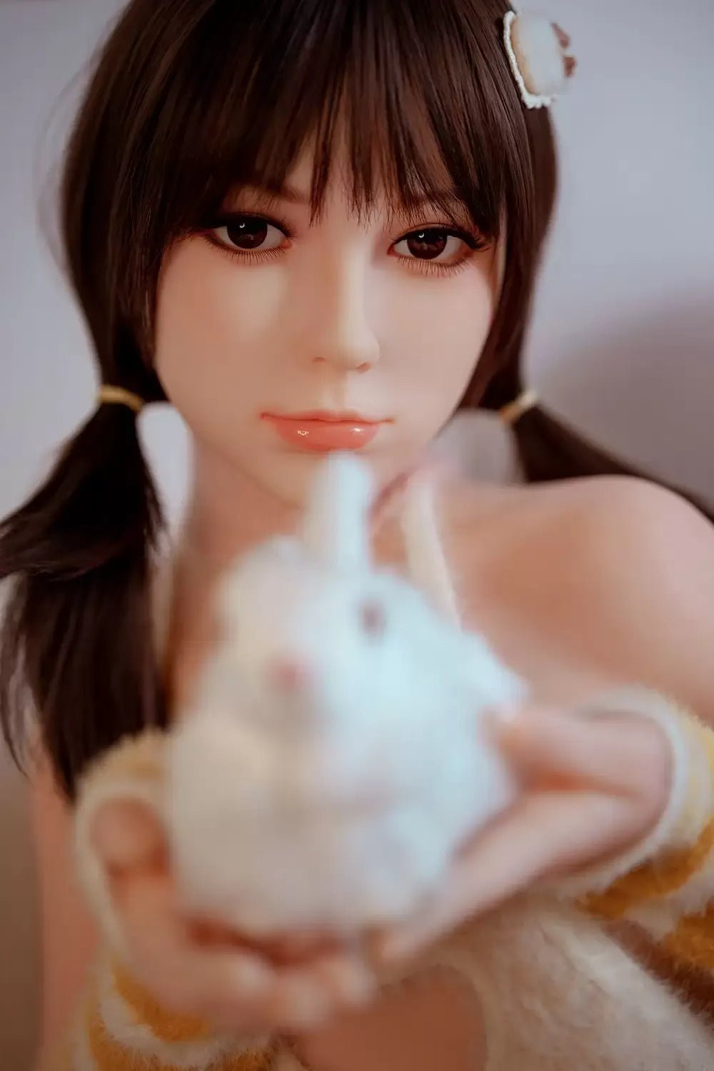 Mini Sexdoll mit echt wirkendem Gesichtsausdruck