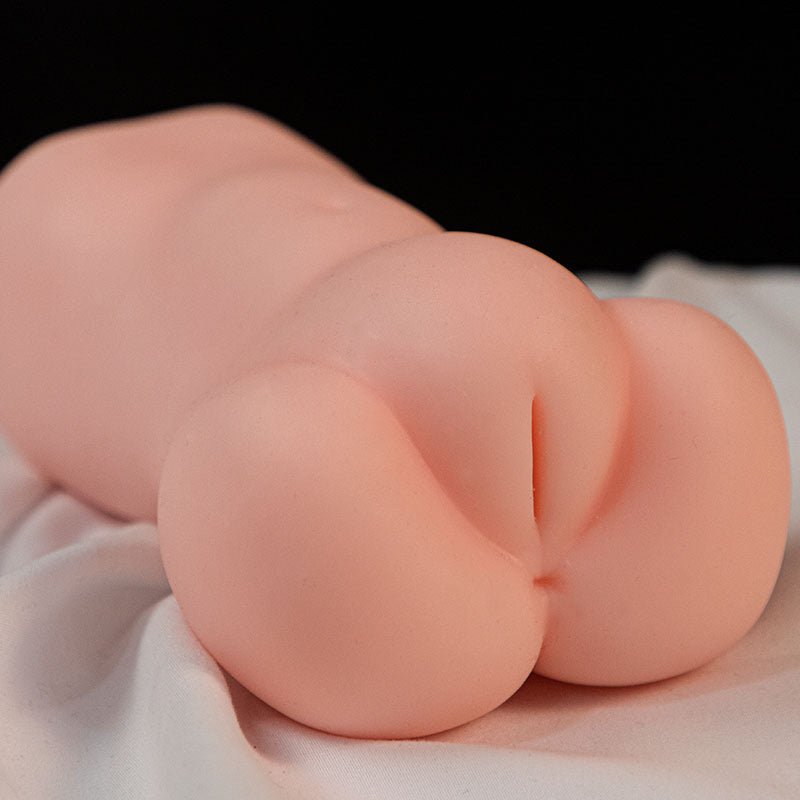 mann benutzt taschenmuschi