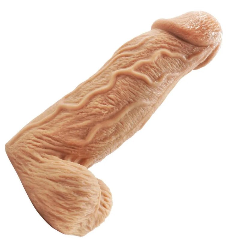 Seitenansicht des Dildos mit Fokus auf die Textur – hervorgehobene Adern und Details entlang des Schafts.